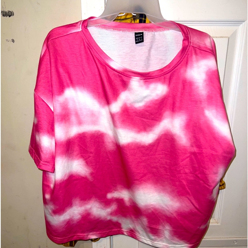 I am trying to sell these clothes because I need money